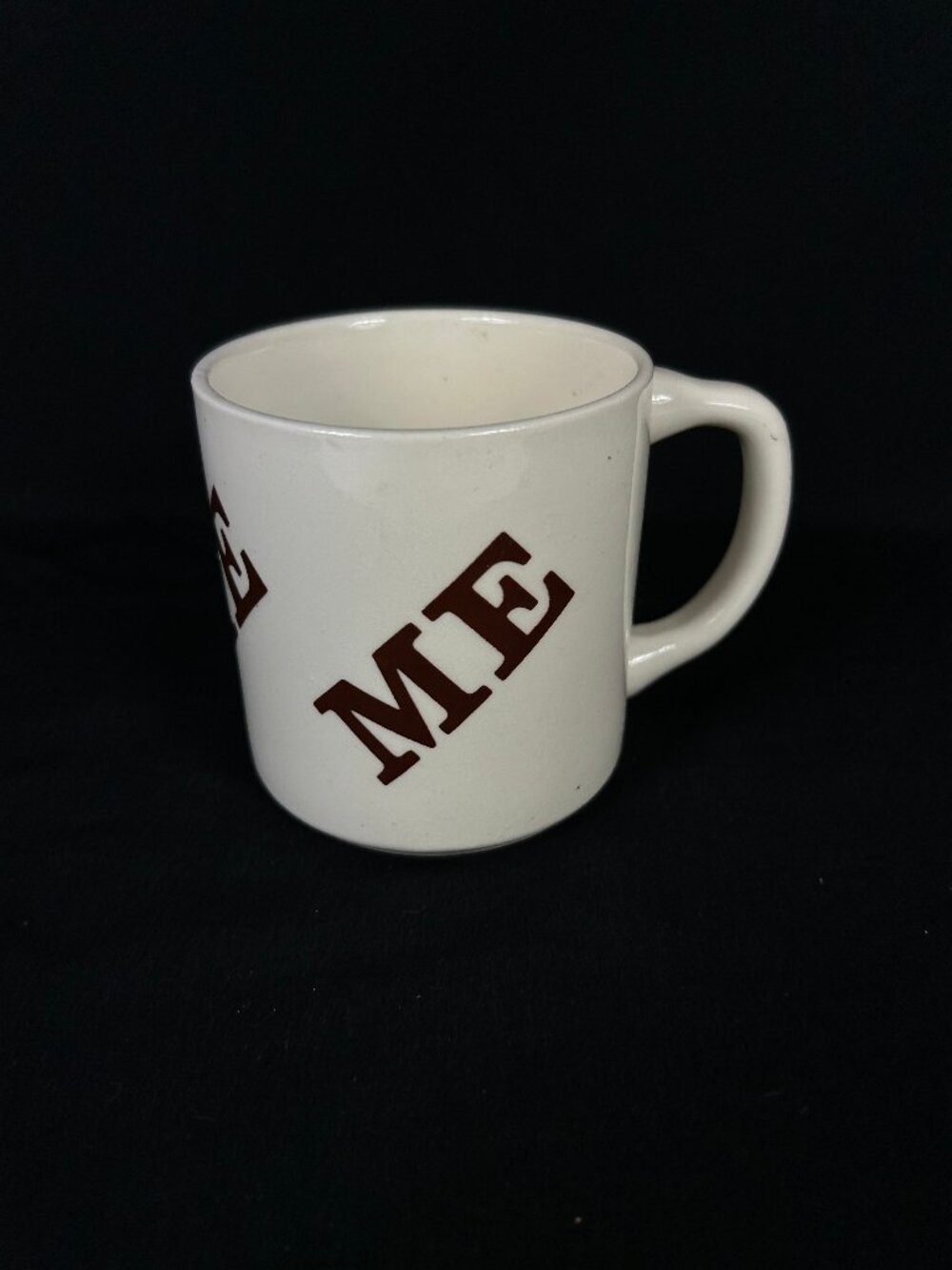Vintage Houze “ME ME ME” Coffee Mug Made in the USA Beige Brown Retro Diner